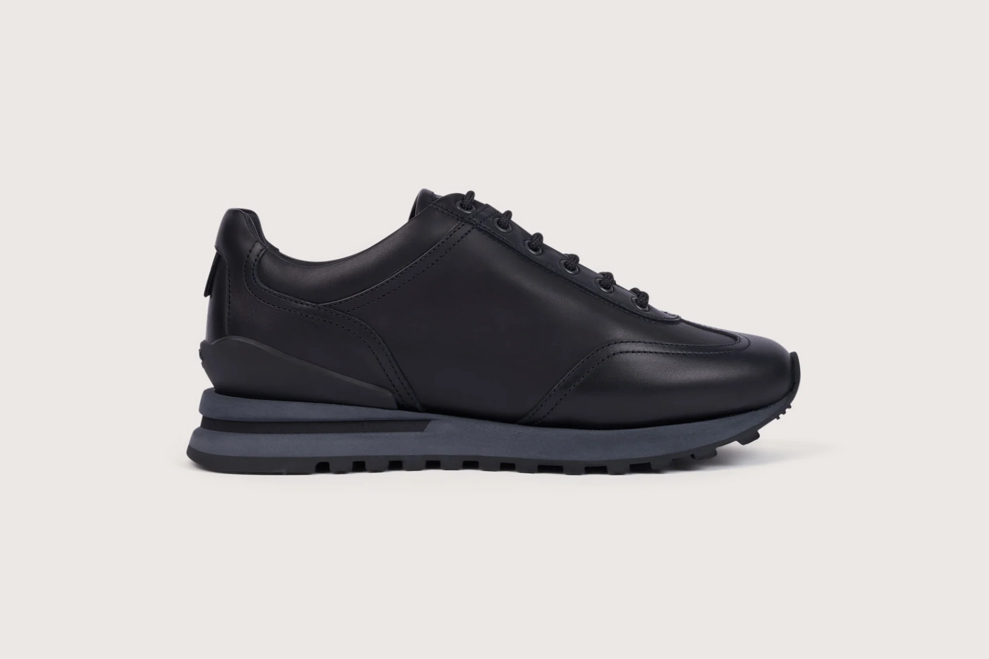 ATHI FE Anilcalf Noir Trainer - Image 5