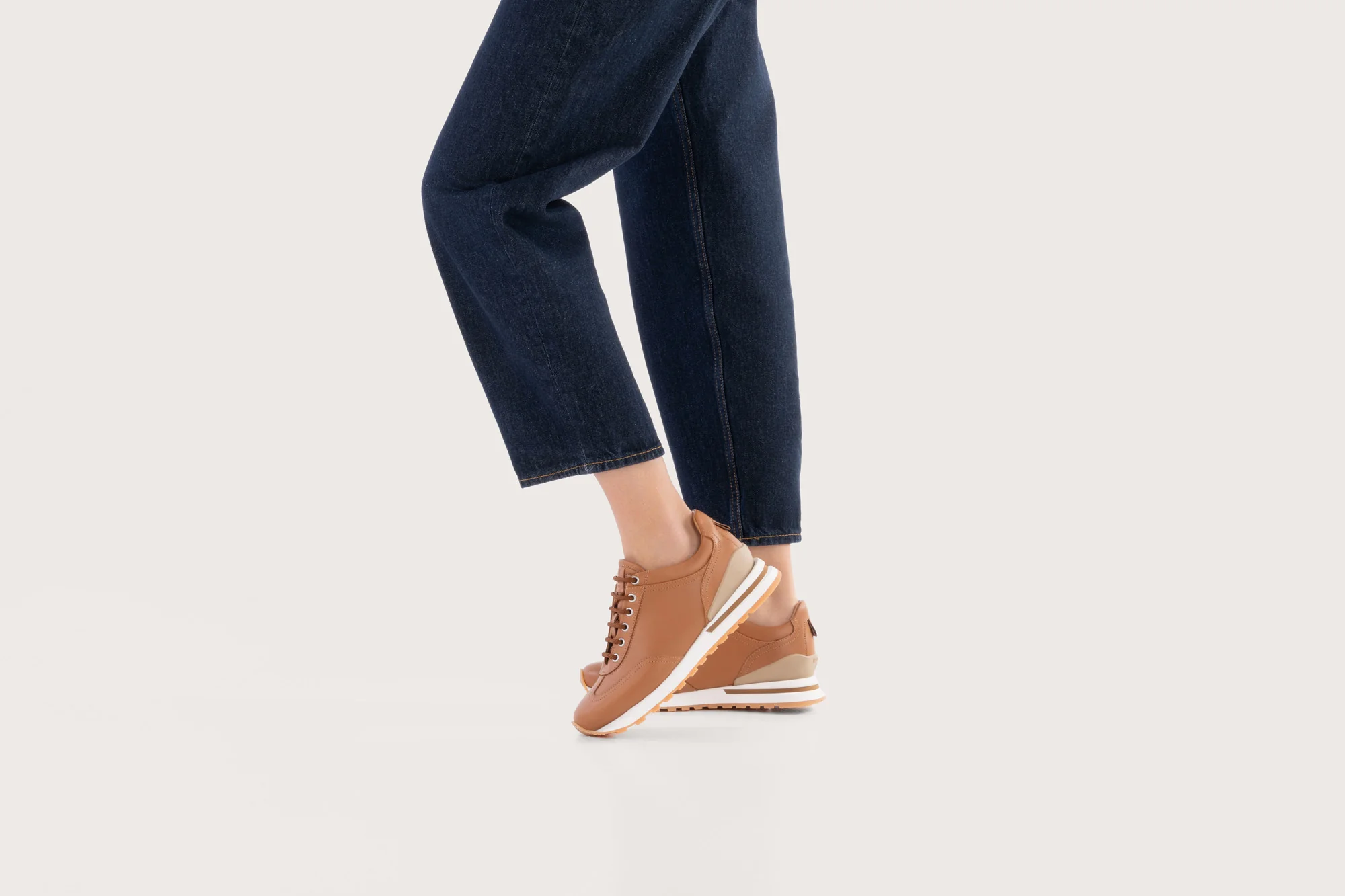 ATHI FE Purecalf Gold Trainer - Image 9